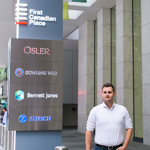 economics student at First Canadian Place banks